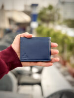 المحفظة كلاسيك ـ جلد طبيعي ـ اللون الكحلي