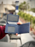 ⁦المحفظة كلاسيك ـ جلد طبيعي ـ اللون الكحلي⁩ - الصورة ⁦3⁩